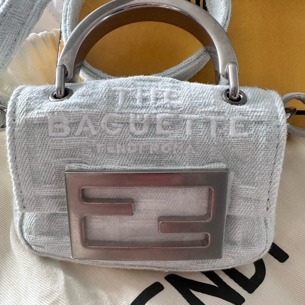 💝Fendi Silver nano Mini Baguette Bag new dust bag and box - Picture 3 of 7
